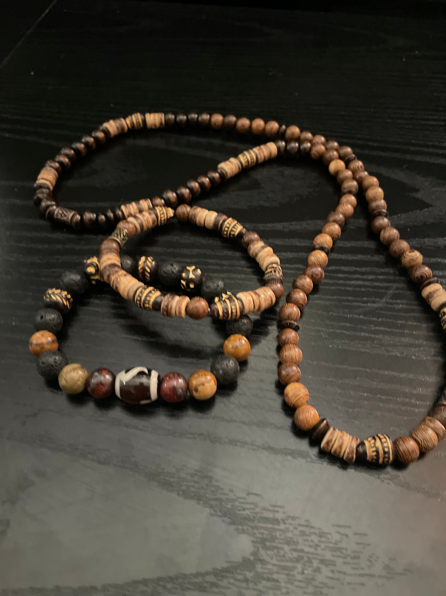 Necklace and bracelet set