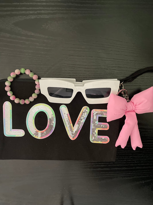 Love wristlet bundle